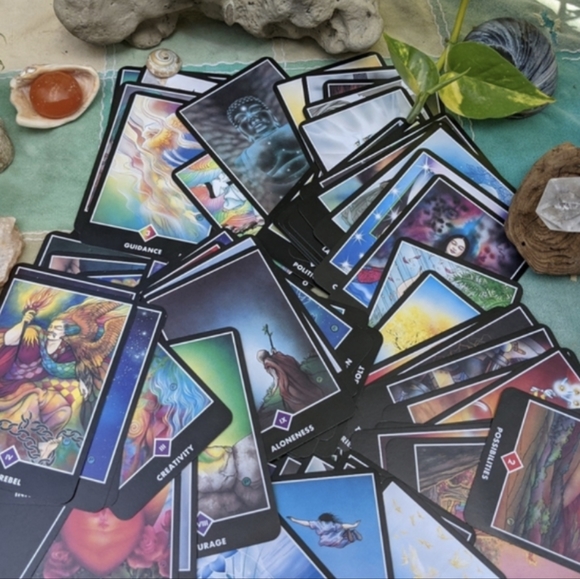 "Osho Zen Tarot" Deck & Guide Book - Picture 1 of 4